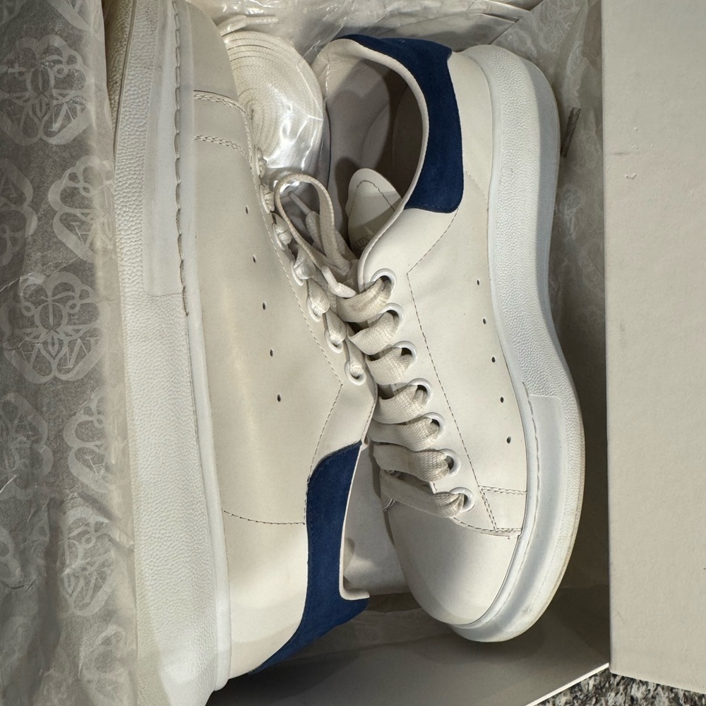 Alexander McQueen Oversized Sneaker